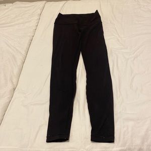 Black Lululemon Leggings (Size 6)